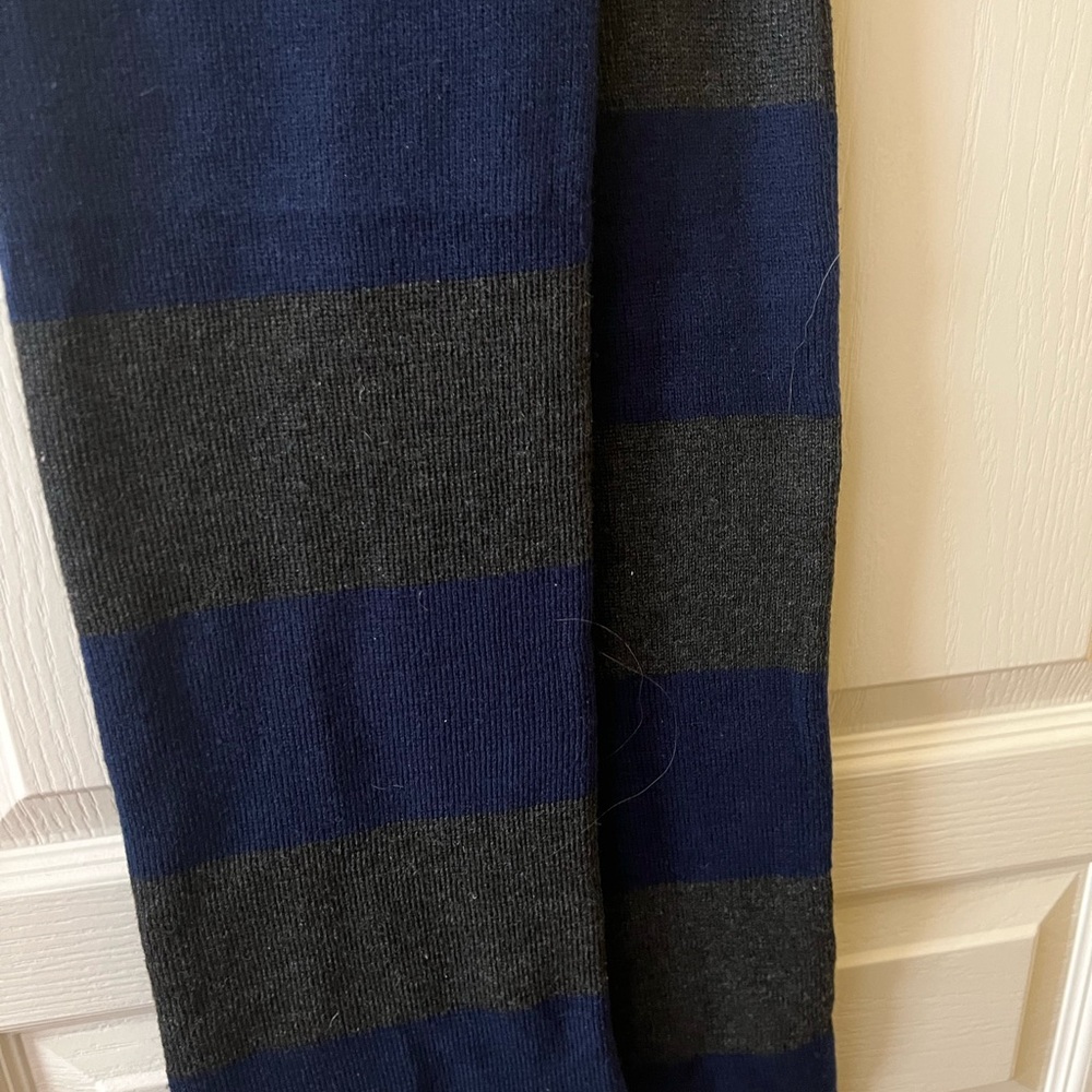 Scarf - Picture 3 of 3